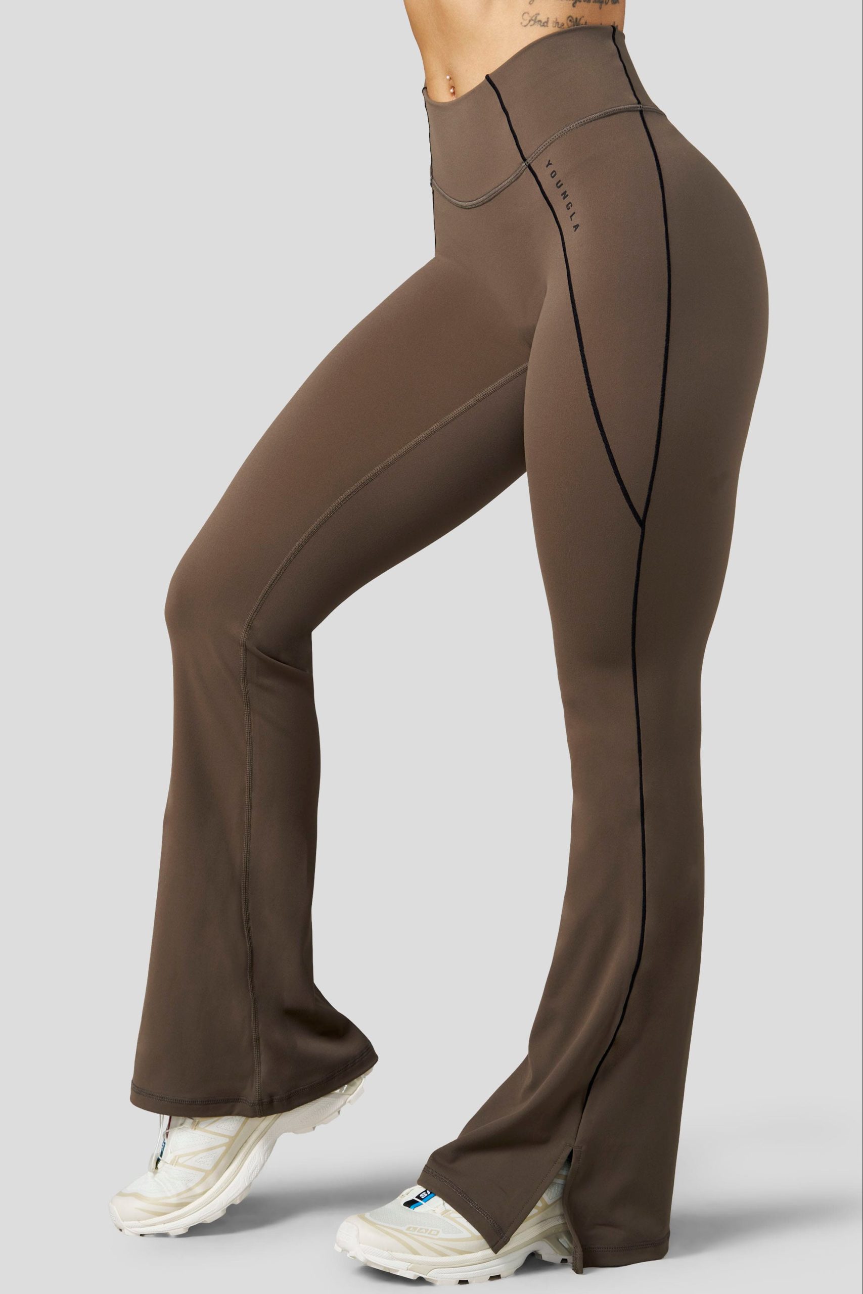 W2085 - Elevate Flare legging (Short) - Image 6
