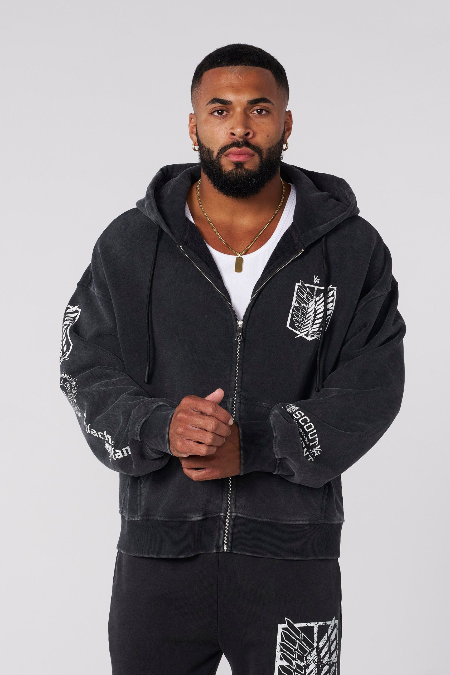 5138 - AOT? x YLA Zip-Up Hoodies - Image 5
