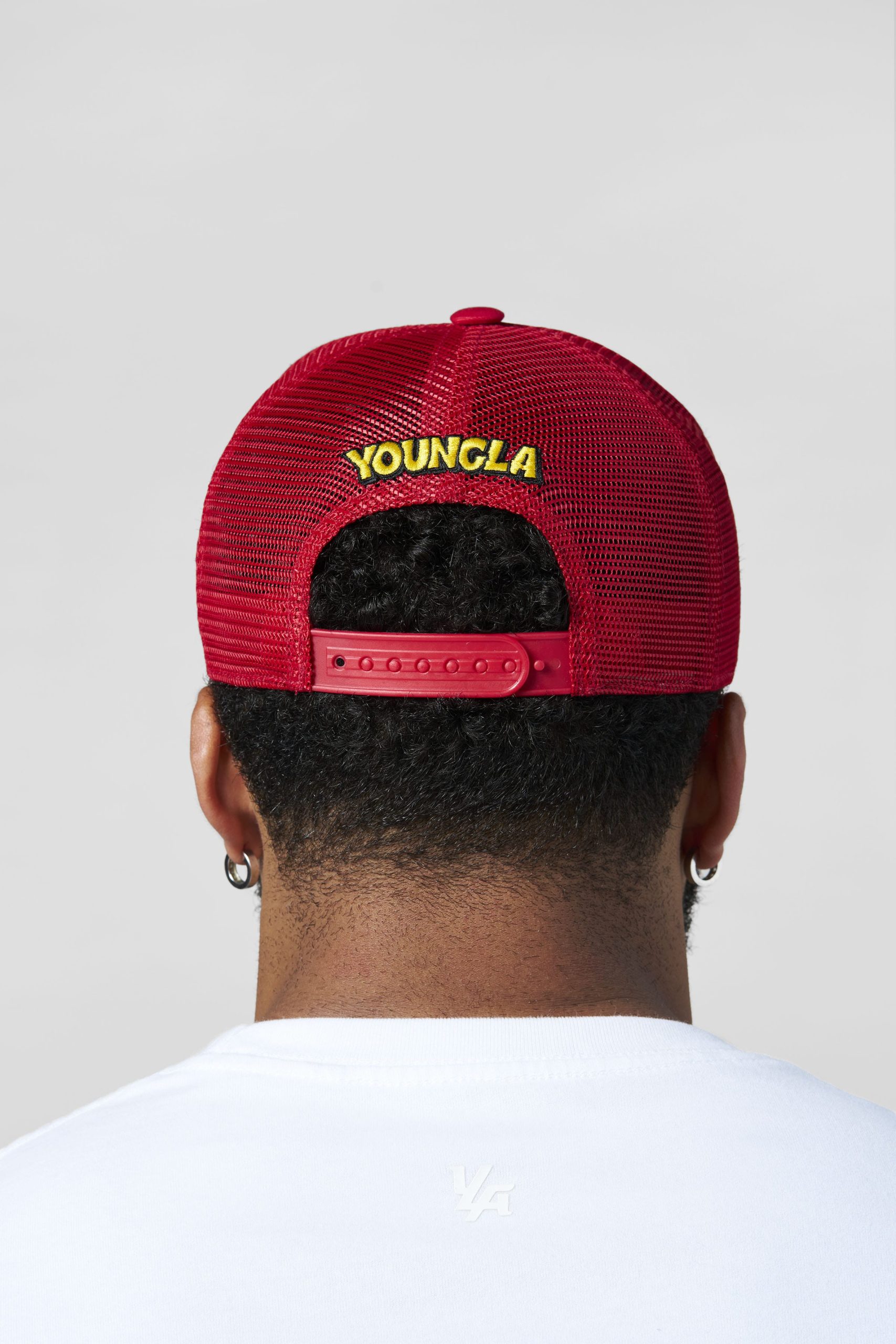 9135 - Looney Tunes Patch Trucker Hats - Image 8