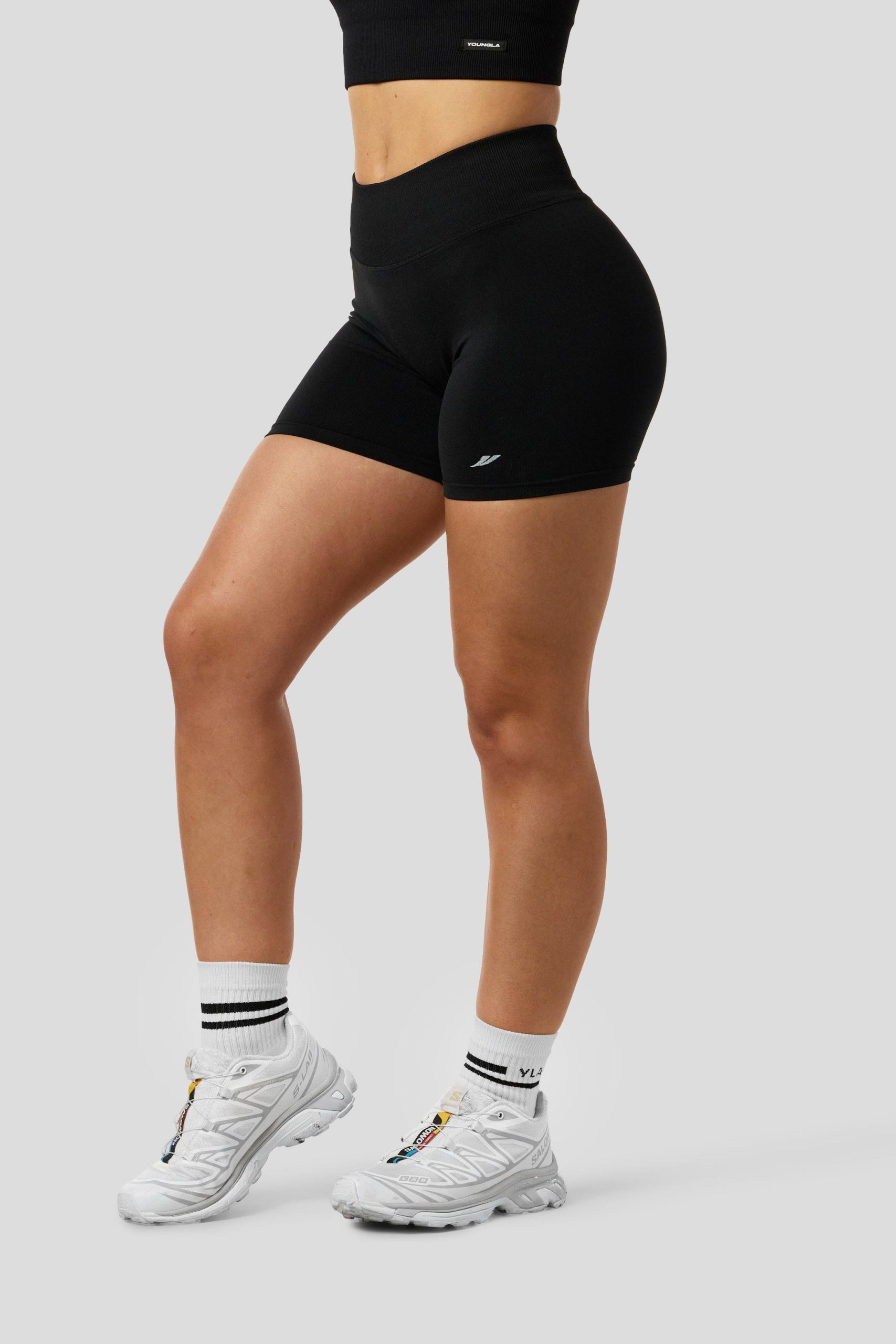 W1182 - Pulse Seamless Shorts - Image 9